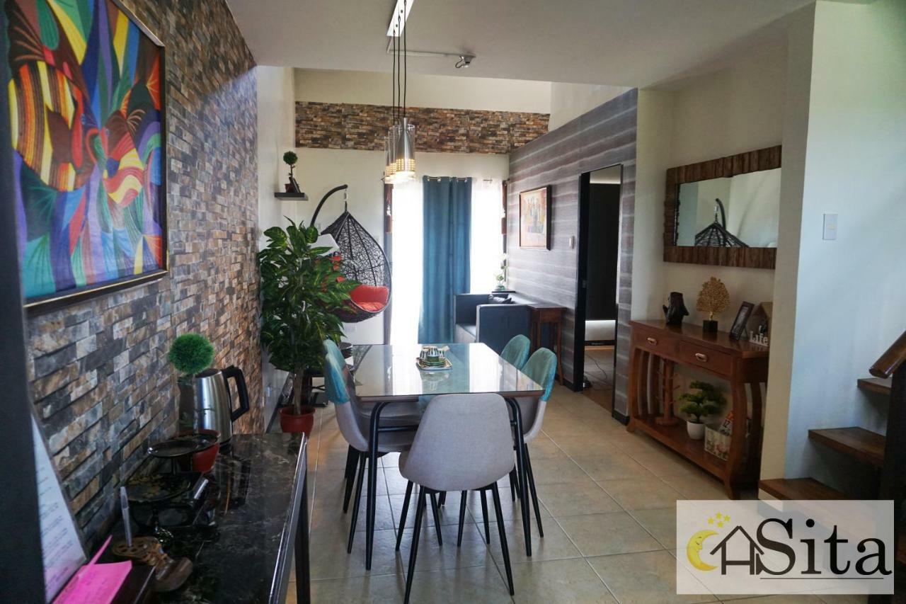 Appartement Cozy Penthouse In Tagaytay à Tagaytay City Extérieur photo